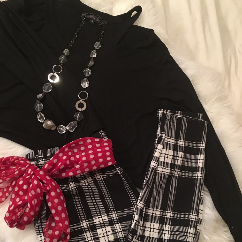 Black cold shoulder long sleeve top
